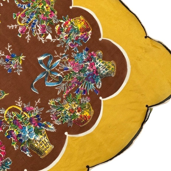 vintage scalloped Carol Stanley Floral Designer Scarf Silk Yellow Brown One Size - Picture 3 of 12